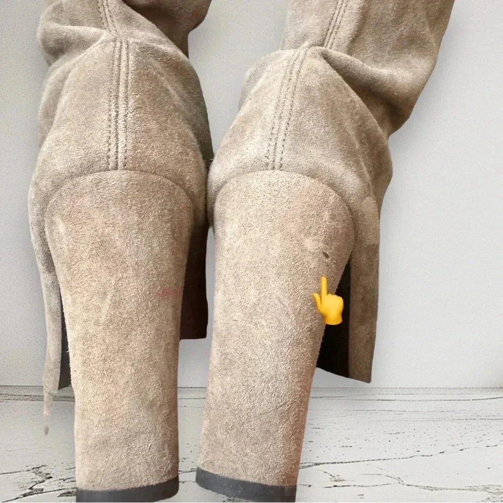 Stuart Weitzman Highland Heel Boot in Taupe Size 37